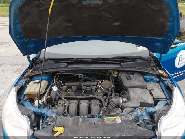 FORD FOCUS TITANIUM - 10
