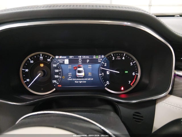 2022 Jaguar XF SE P250 RWD AUTOMATIC — фото 7