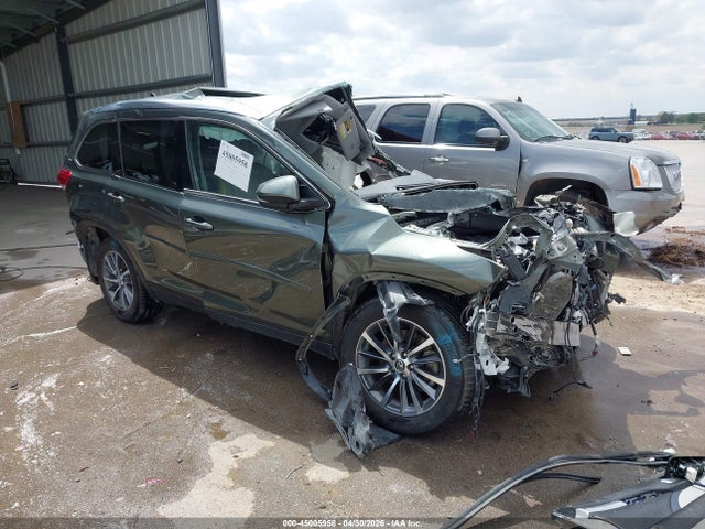 2019 TOYOTA HIGHLANDE XLE
