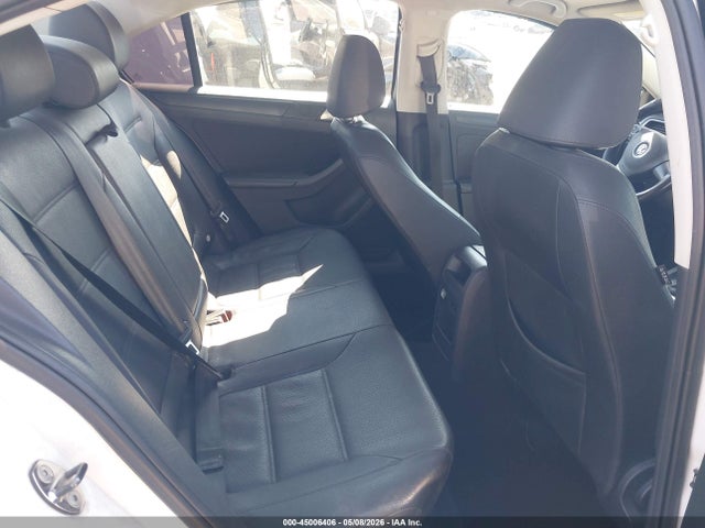 صورة 8 لـ 2012 Volkswagen JETTA 2.5L SE