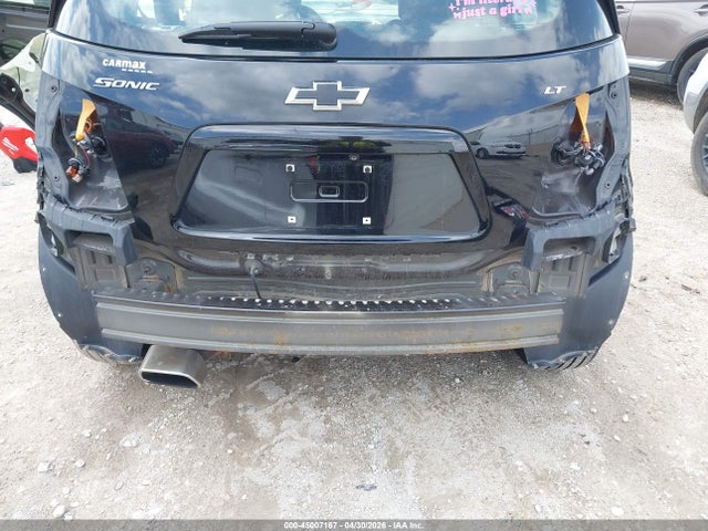 صورة 6 لـ 2018 Chevrolet SONIC LT AUTO