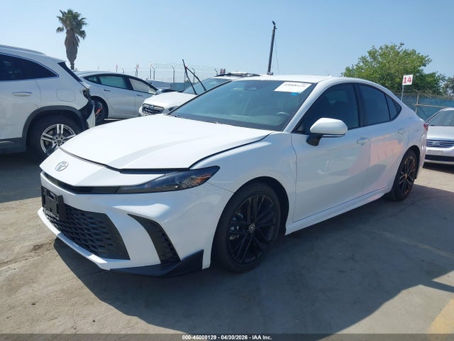 2025 Toyota CAMRY SE photo 2