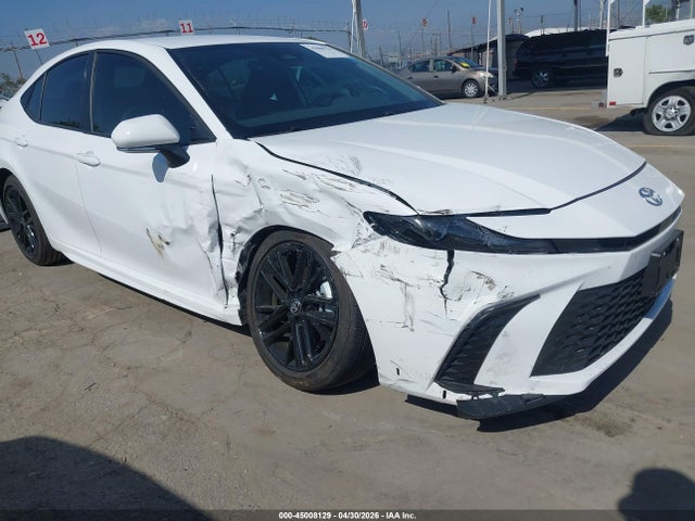 2025 Toyota CAMRY SE photo 6