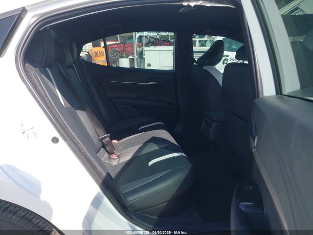 2025 Toyota CAMRY SE photo 8