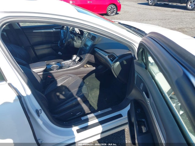 FORD FUSION TITANIUM - 5