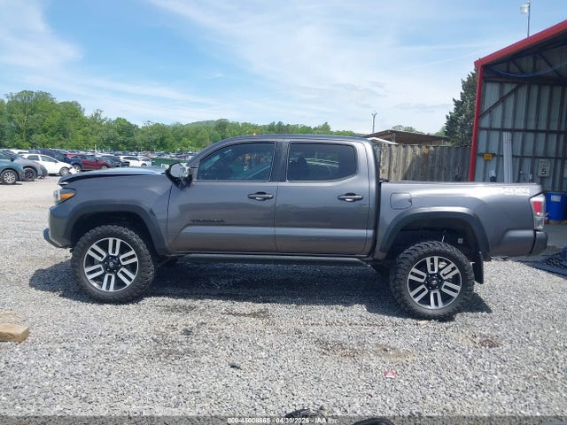 2021 Toyota TACOMA TRD OFF-ROAD thumbnail 15
