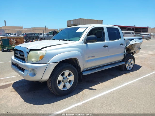 صورة 2 لـ 2006 Toyota TACOMA PRERUNNER V6