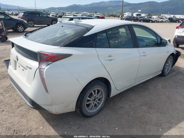 صورة 4 لـ 2016 Toyota PRIUS TWO