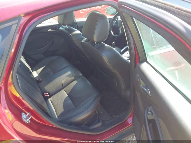 FORD FOCUS TITANIUM - 8