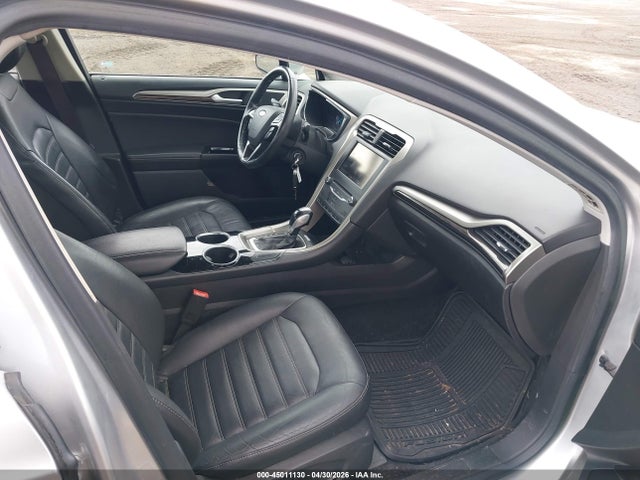FORD FUSION HYBRID SE - 5