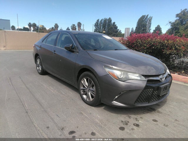 2017 TOYOTA CAMRY SE