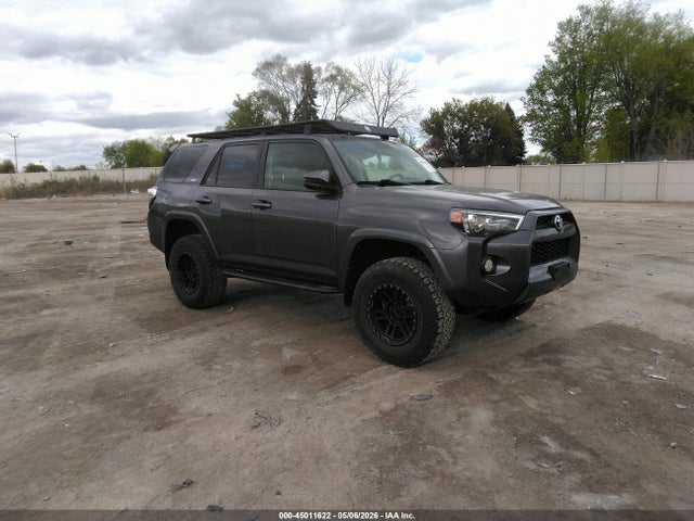 2018 TOYOTA 4RUNNER SR5