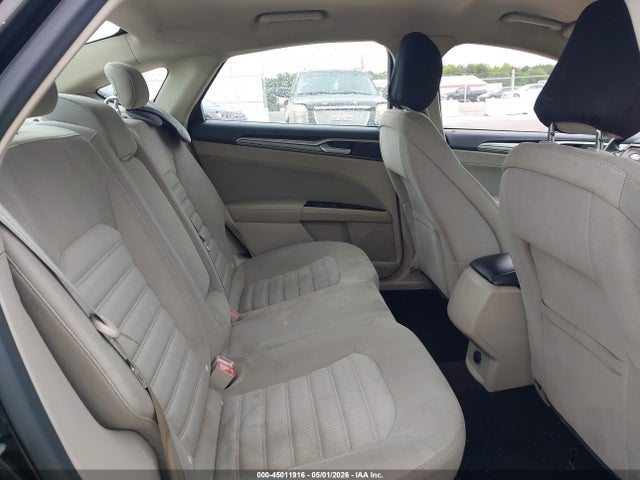 FORD FUSION SE - 8