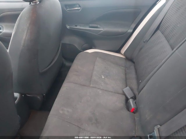 صورة 8 لـ 2021 Nissan VERSA SV XTRONIC CVT
