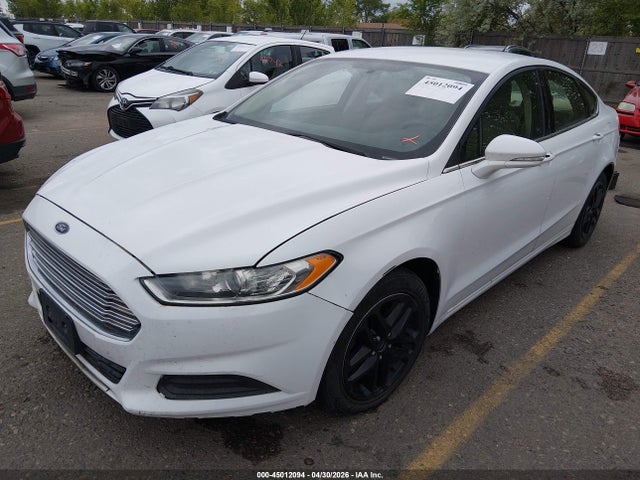 FORD FUSION SE - 2