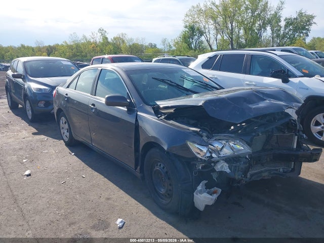 2009 TOYOTA CAMRY LE