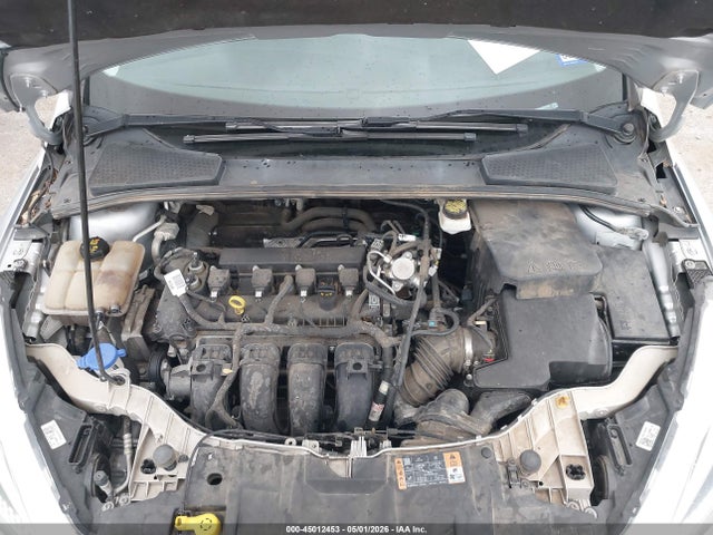 FORD FOCUS SE - 10