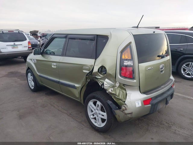 2010 KIA SOUL + 照片 3