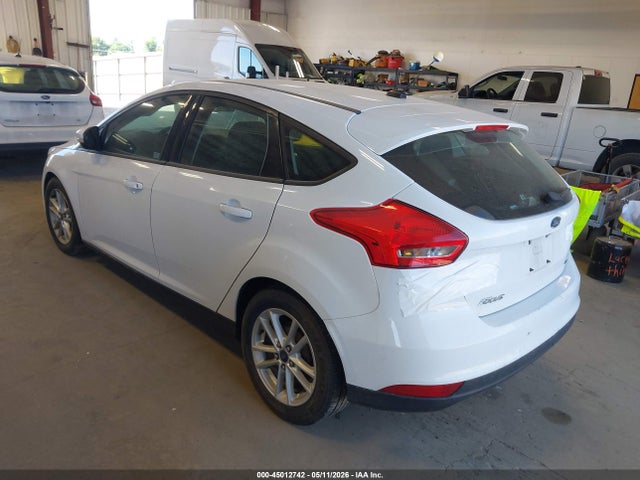 FORD FOCUS SE - 3