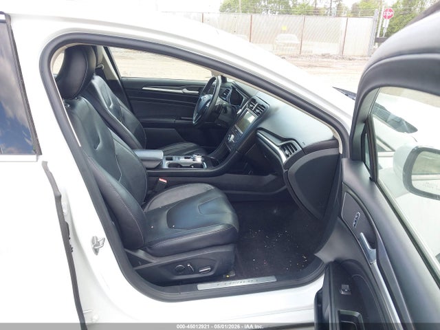 FORD FUSION TITANIUM - 5