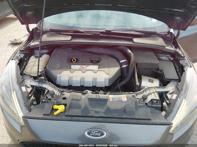 FORD FOCUS ST - 10