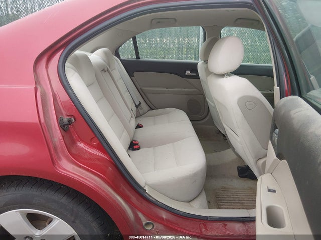 FORD FUSION SE - 8