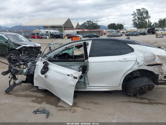 2021 TOYOTA CAMRY XSE 14