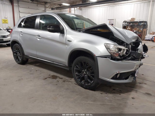 2017 MITSUBISHI OUTLANDER 2.0 LE