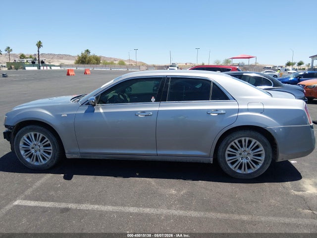 2014 Chrysler 300C AWD — миниатюра 14