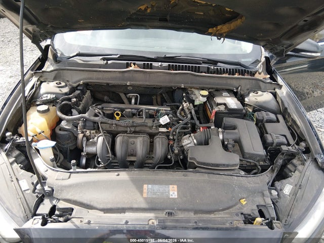 FORD FUSION SE - 10