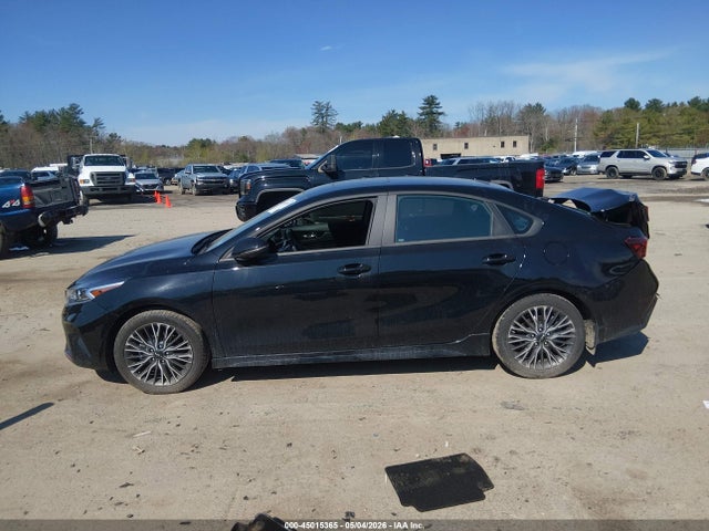 2024 KIA FORTE GT-LINE — миниатюра 15