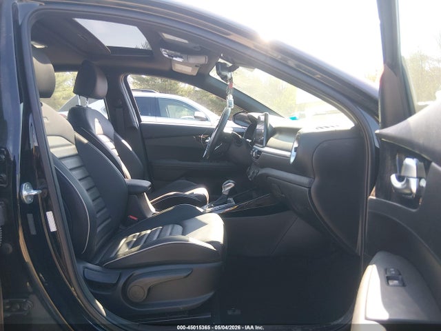 2024 KIA FORTE GT-LINE photo 5