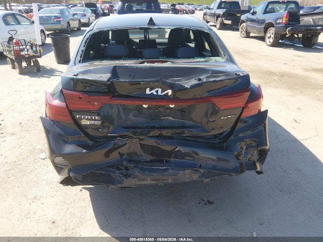 2024 KIA FORTE GT-LINE photo 6
