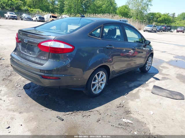 FORD FIESTA SE - 4