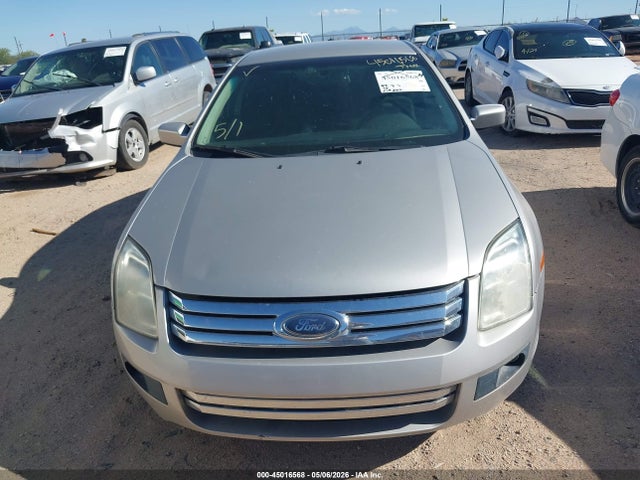 FORD FUSION SE - 6