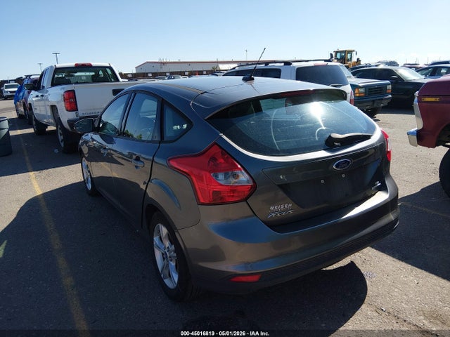 FORD FOCUS SE - 3