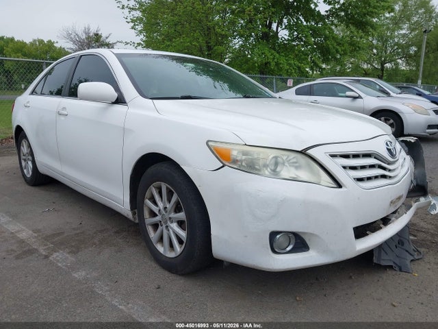 2010 TOYOTA CAMRY XLE V6