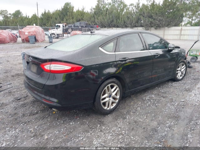 FORD FUSION SE - 4