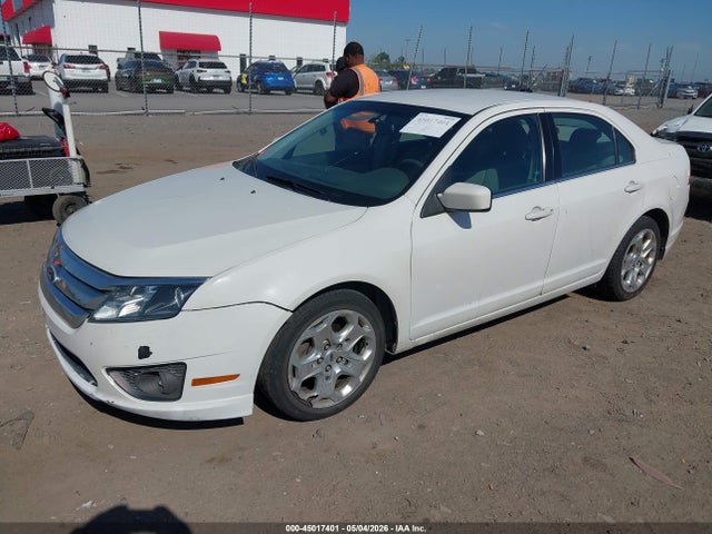 FORD FUSION SE - 2