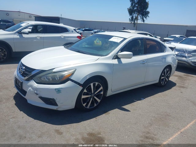 2016 Nissan ALTIMA 2.5 SR 照片 2