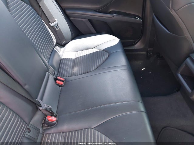 صورة 8 لـ 2018 Toyota CAMRY SE