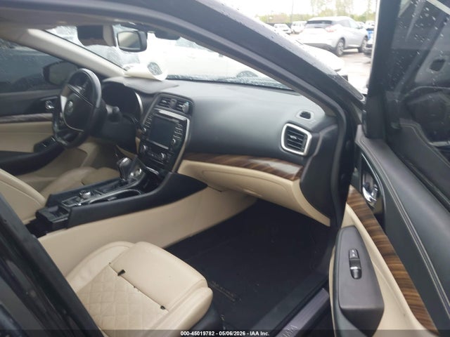 صورة 5 لـ 2017 Nissan MAXIMA 3.5 PLATINUM