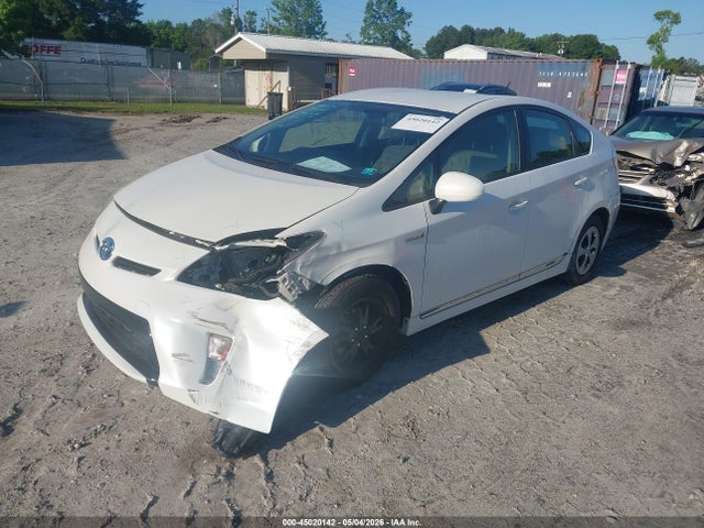 2014 Toyota PRIUS THREE 照片 2