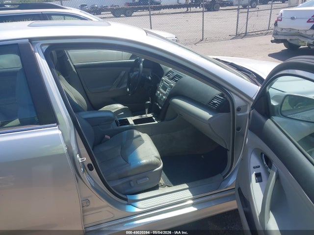 2009 Toyota CAMRY SE V6 photo 5