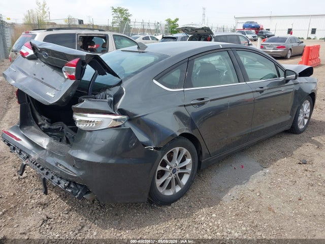 صورة 4 لـ 2020 FORD FUSION SE