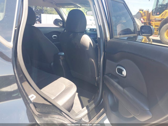 صورة 8 لـ 2015 KIA SOUL
