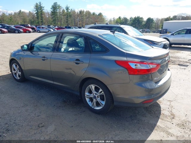FORD FOCUS SE - 3