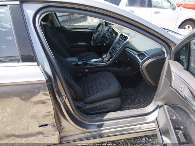 FORD FUSION SE - 5