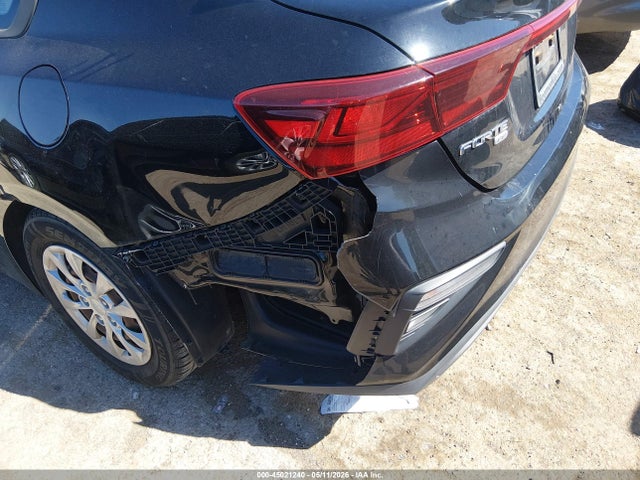 2019 KIA FORTE FE 16