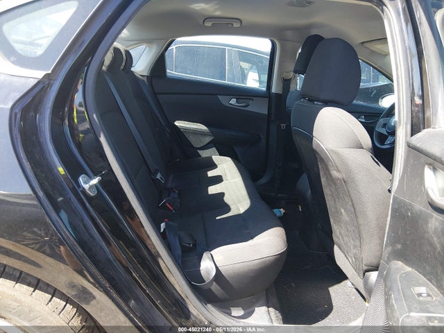 2019 KIA FORTE FE 8